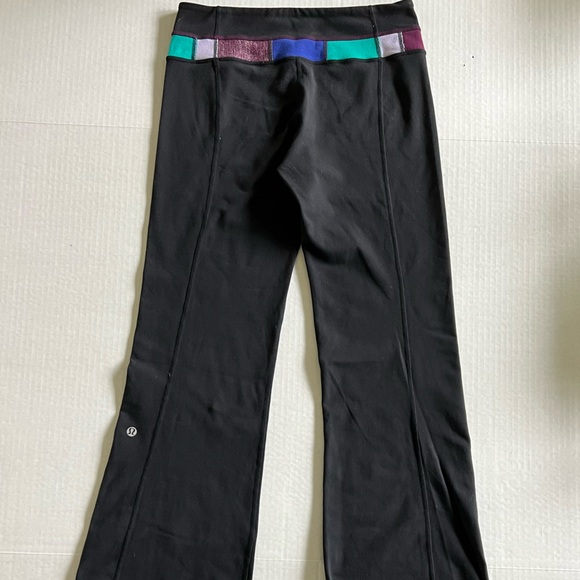 Reversible Lululemon Groove Pant - Picture 5 of 13